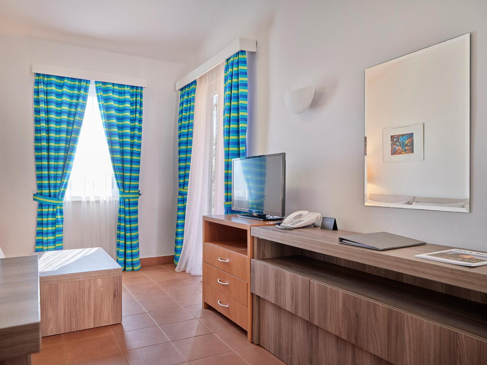 Koversada Apartments Naturist Park Врсар Номер фото